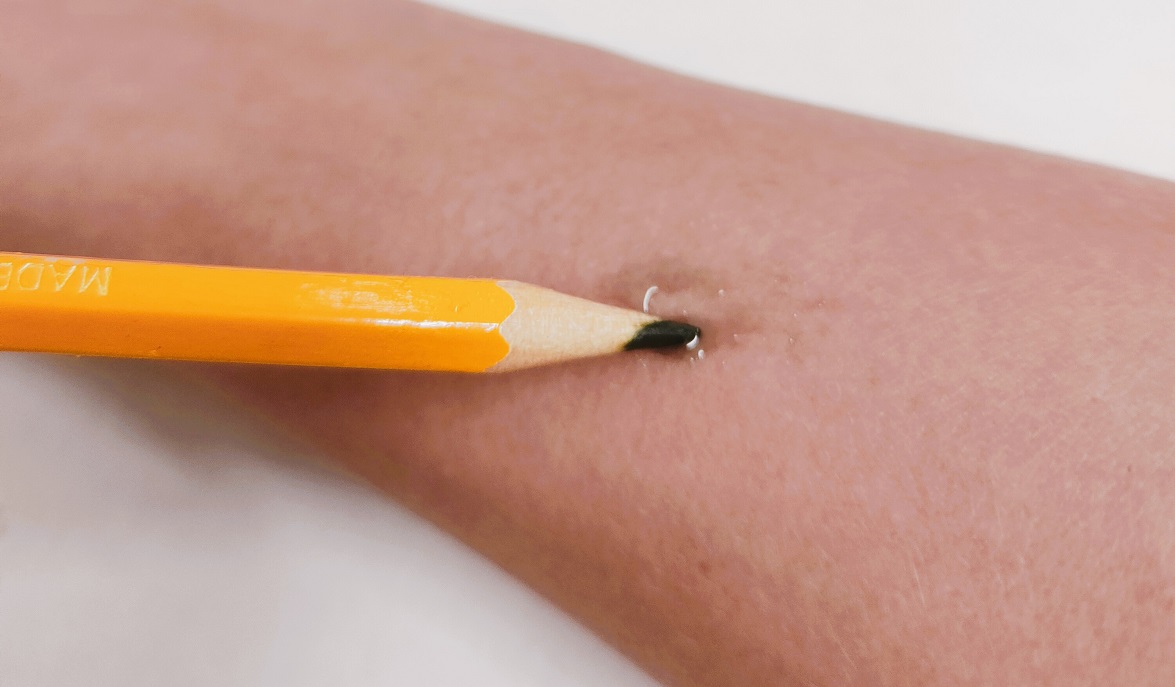 Test ołówka - miód zafałszowany